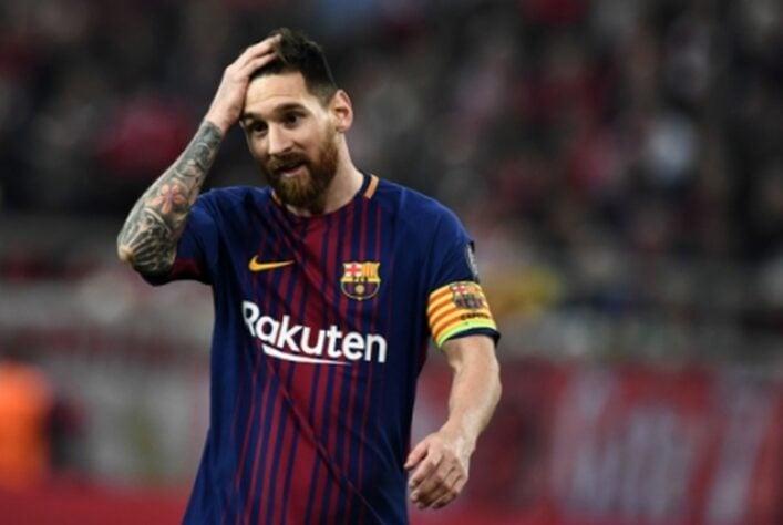 Em 2017-18, o Barcelona também foi campeão e com mais uma ótima atuação de Messi. Foram 36 jogos disputados com 34 gols e deu 12 assistências. 