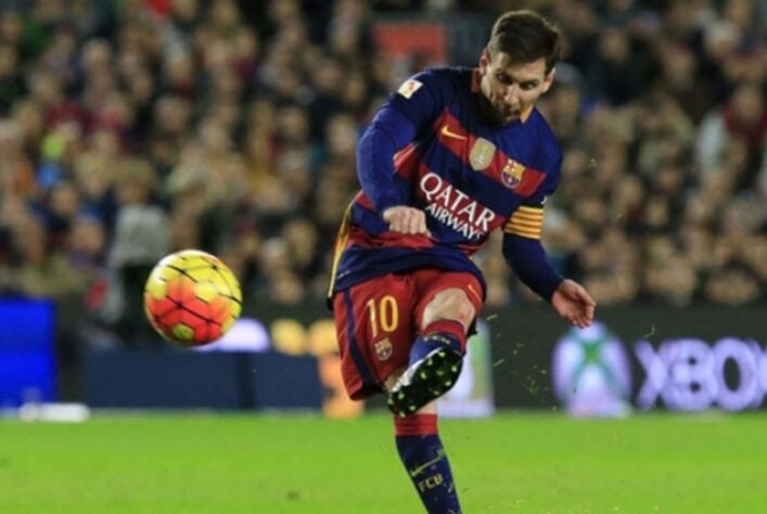 Em 2015/16, Messi comandou a equipe para mais um título espanhol e participou de 42 gols na La Liga e foi mais uma vez fundamental para um título catalão. 