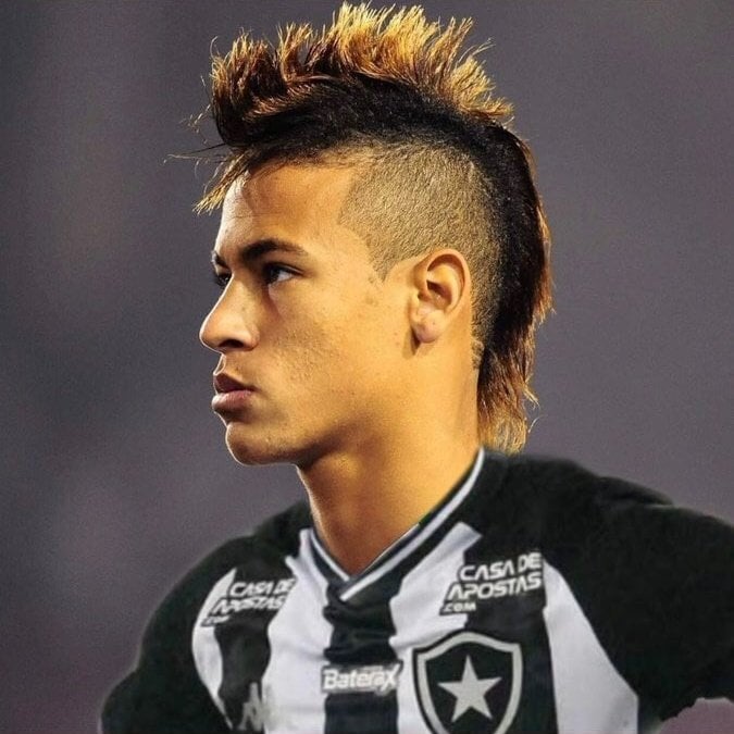 Apoio na web: Neymar de moicano vestindo a camisa do Botafogo