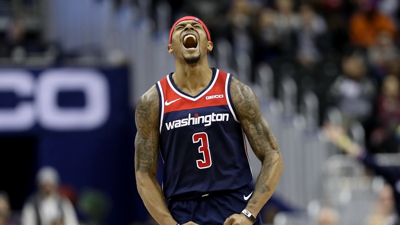 9 – BRADLEY BEAL (60 PONTOS) – O mais recente da lista, Bradley Beal anotou 60 pontos na noite de quarta-feira contra o Philadelphia 76ers, mas o Washington Wizards acabou saindo derrotado mesmo assim. Sua marca anterior era de 55 pontos.