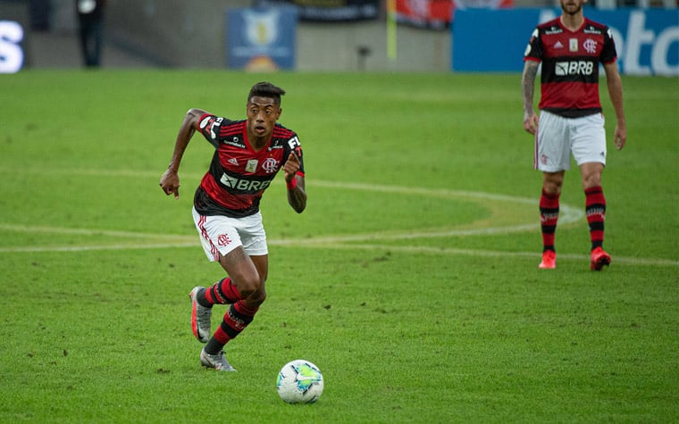 Bruno Henrique - 31 jogos; 9 gols; 7 assistências