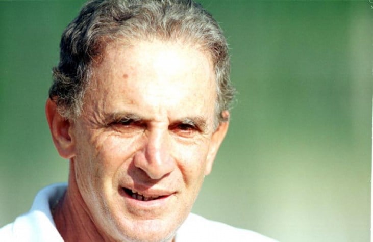Carlos Alberto Silva também venceu dois títulos do paulista na sua carreira. As duas conquistas foram realizadas dirigindo o São Paulo, que venceu com ele os estaduais de 1980 e 1989.