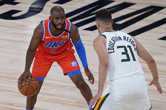 O astro Chris Paul (Oklahoma City Thunder) foi, mais uma vez, um dos grandes nomes na vitória de sua equipe sobre o Utah Jazz, no sábado. Paul obteve 18 pontos, sete rebotes e sete assistências em cerca de 27 minutos de ação. O Thunder foi para o intervalo com 24 pontos de diferença sobre o time de Salt Lake City