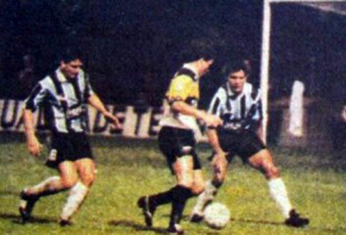 O Criciúma foi a primeira surpresa campeã da história da Copa do Brasil. O time catarinense eliminou times como Atlético-MG e Goiás em sua trajetória até chegar à final contra o Grêmio, na qual levou também a melhor.