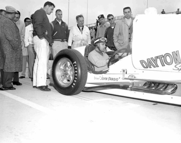 A lenda Juan Manuel Fangio tentou correr em 1958, mas abriu mão da Indy 500 por entender que não tinha chances de vencer 