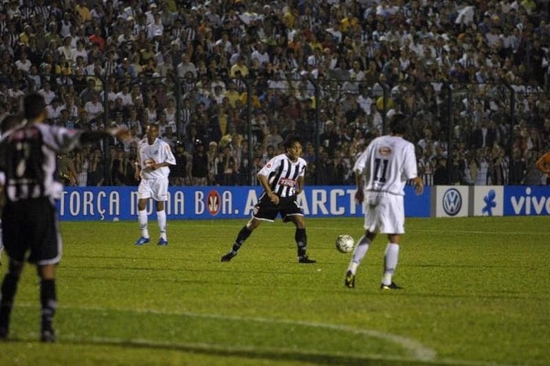 Figueirense - Em 2004, o Figueirense passou pelo Internacional (1-0), Athletico-PR (3-0) e Santos (2-1). No fim da temporada, a equipe terminou em 11º lugar no Brasileirão com 63 pontos. 