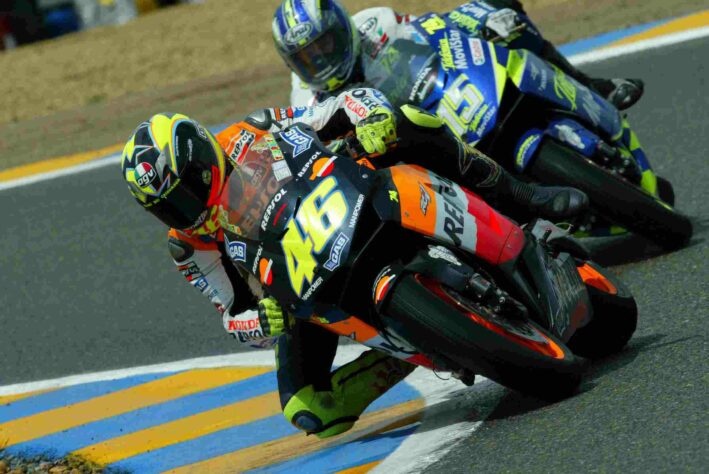 Sete Gibernau venceu o encurtado GP da França de 2003 pós boa briga com Valentino Rossi