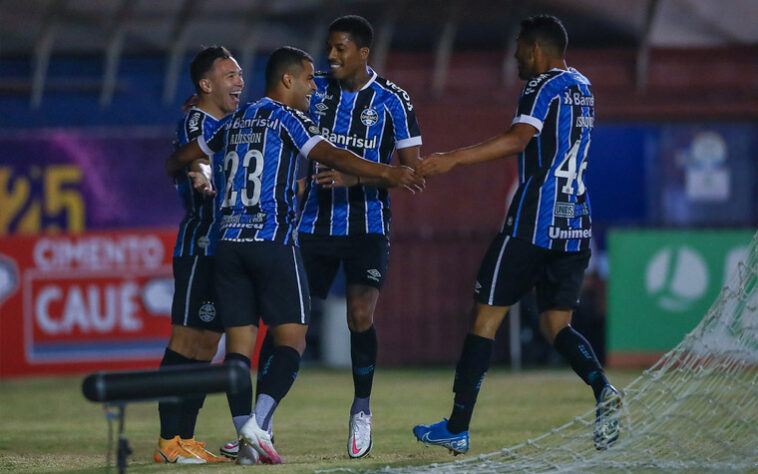 GRÊMIO: O Imortal chegou pela Libertadores e se consolidou como uma equipe "copeira" sob o comando de Renato Gaúcho, sempre embalando bons resultados na Copa do Brasil. Com cinco títulos, o Grêmio quer igualar a marca do Cruzeiro, hexacampeão do torneio