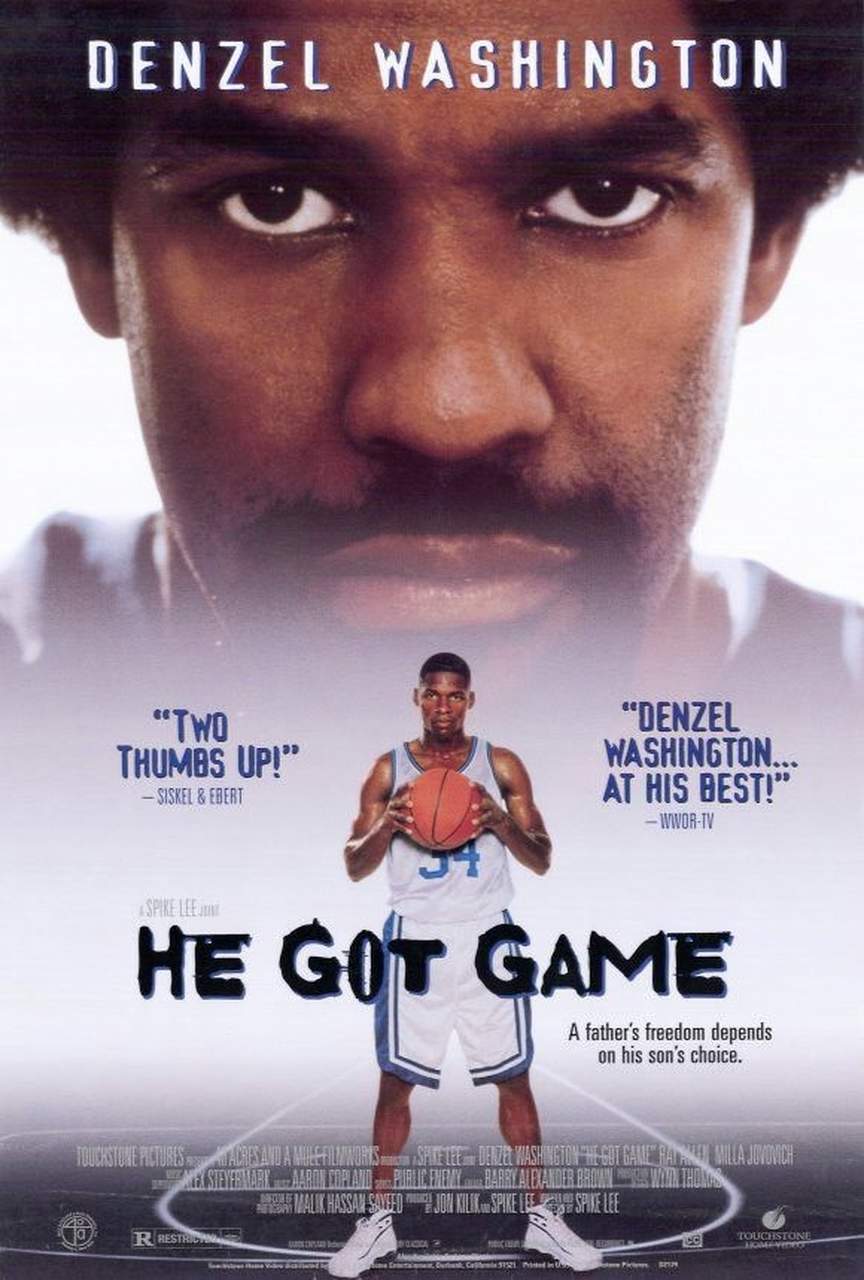 He Got Game (1998) - Jogada decisiva, em português, é simplesmente um dos melhores de todos os tempos e é estrelado por Ray Allen no papel de Jesus Shuttlesworth. Jake (Denzel Washington) é seu pai. Shuttlesworth é o principal prospecto do basquete colegial, mas possui grandes problemas com o seu pai. Se você não se lembra, Allen já utilizou o nome Shuttlesworth na camisa quando atuava pelo Miami Heat