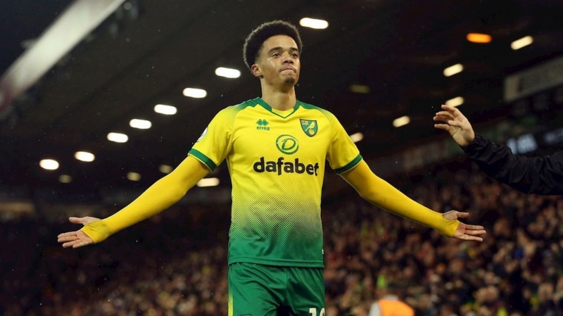 MORNO: De olho no mercado de transferências, o campeão inglês Liverpool está em busca de um nome para a lateral-esquerda. E de acordo com informações da emissora "Sky Sports", os Reds desejam contar com Jamal Lewis, do Norwich.