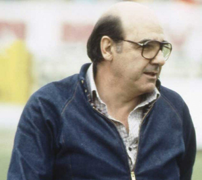 Mário Travaglini - 2 títulos - Campeonato Brasileiro (1967) e Campeonato Paulista (1966).
