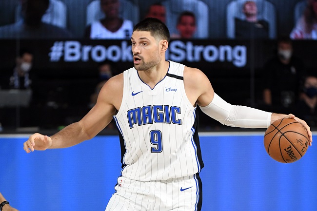 O pivô Nikola Vucevic (Orlando Magic) foi um dos destaques de sua equipe na vitória sobre o Brooklyn Nets por 128 a 118. O Magic chegou a liderar por cerca de 30 pontos até o terceiro período, mas os reservas do Brooklyn cortaram a diferença no quarto decisivo. Com o resultado, o time da Flórida superou o Nets e é o sétimo colocado na conferência Leste