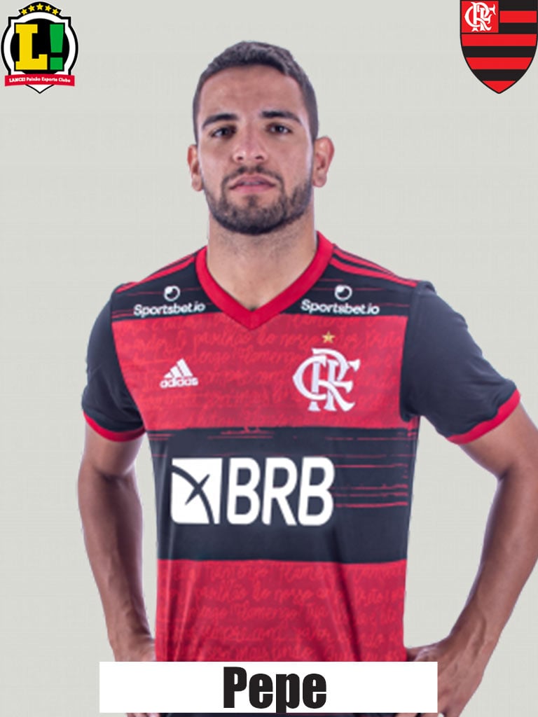 PEPÊ - 5,5 - Foi um dos principais nomes do Flamengo, fazendo bons desarmes e conseguindo acelerar o jogo com passes verticais. No segundo tempo, contudo, aparentou sentir o desgaste e caiu de rendimento. Acabou falhando no lance do gol de Igor Julião.