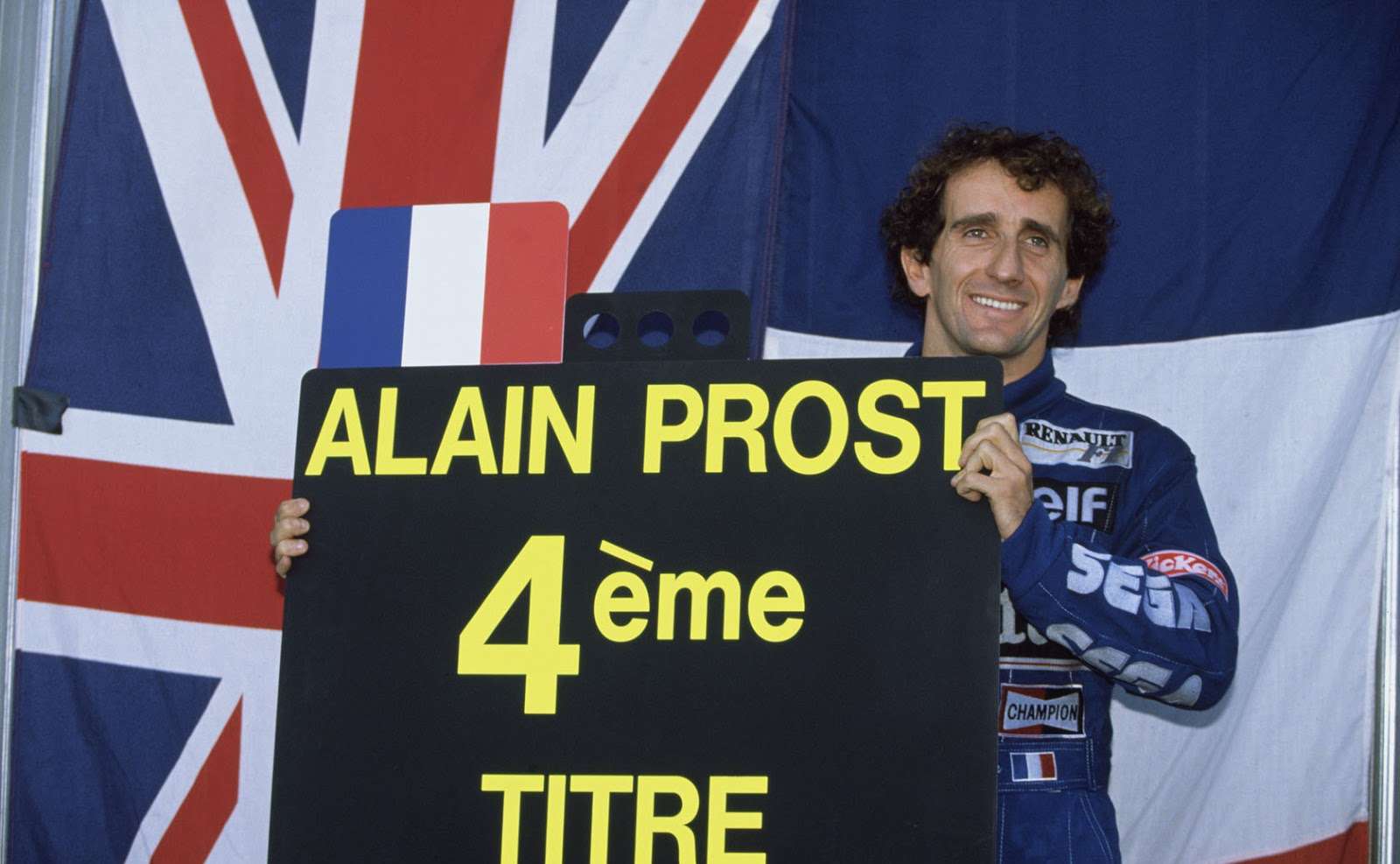 O francês correu na Fórmula 1 até o fim da temporada 1993. Foram quatro títulos mundiais e 41 vitórias - a última no GP da Alemanha daquele ano -, estabelecendo-se como recordista isolado