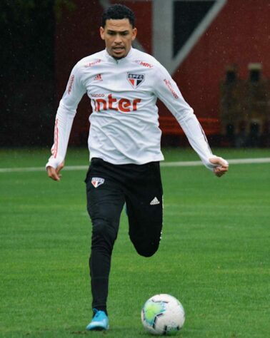 Luciano, estreante e autor do tento do empate contra o Bahia.