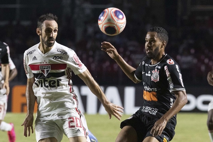 O Corinthians vem em uma sequência irregular antes de enfrentar o São Paulo. Nos últimos cinco jogos, foram três empates, uma vitória e uma derrota.