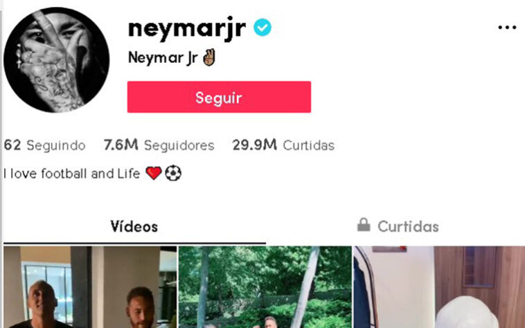 Neymar é figurinha carimbada nas redes sociais e não poderia ficar de fora do aplicativo do momento.