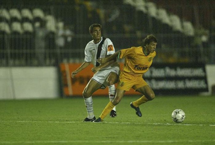 Na Copa do Brasil de 2004, o Vasco foi eliminado pelo surpreendente XV de Campo Bom. Depois de uma igualdade em 1 a 1 no jogo de ida, o Cruz-Maltino foi surpreendido por um revés por 3 a 0 em São Januário.