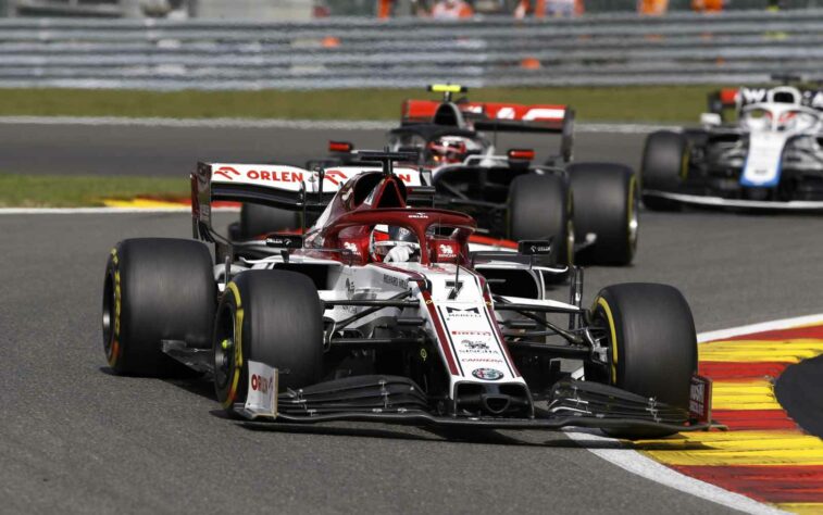 Kimi Räikkönen andou forte em Spa e terminou em 12º 