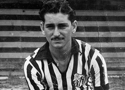 Antoninho foi um excelente meia no Santos na década de 40 e depois passou a ser treinador do Peixe. Sob seu comando, o Santos venceu três títulos estaduais no fim da década de 60.