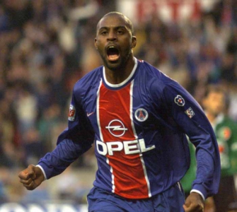 Artilheiro no Inter e no Grêmio, o ex-atacante Christian fez 28 gols pelo PSG entre 1999 e 2001.