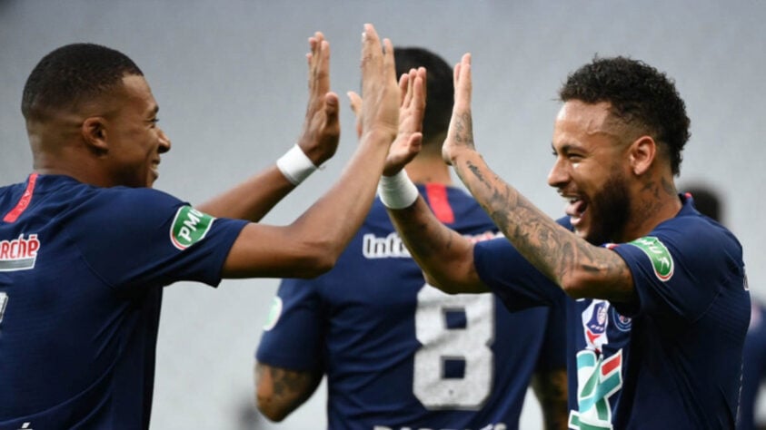 COPA DA FRANÇA 2020 - Neymar não apenas disputou a final como marcou o gol da vitória sobre o Saint-Etiénne, que valeu o título.