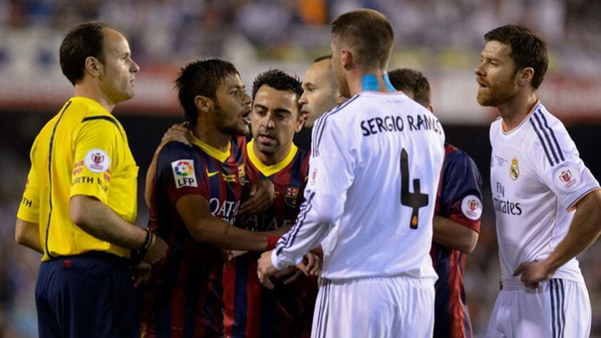 COPA DO REI 2013-14 - Foi o jogo decidido por Bale, numa arrancada absurda em alta velocidade. Neymar passou em branco nessa final entre Barcelona e Real Madrid, mas acertou a trave no fim. Ficou nisso.