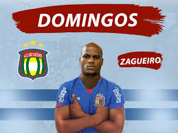 O zagueiro Domingos teve boa passagem pelo Santos, onde foi campeão brasileiro em 2004 e bicampeão paulista em 2006 e 2007, além de jogar no futebol árabe. Está no São Caetano, que disputará a Série D.