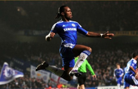 32 - Didier Drogba - País: Costa do Marfim - Posição: Atacante - Clubes: Le Mans FC, EA Guingamp, Olympique Marselha, Chelsea FC, Shanghai Shenhua, Galatasaray SK, Montreal Impact, Phoenix Rising FC e Phoenix Rising FC