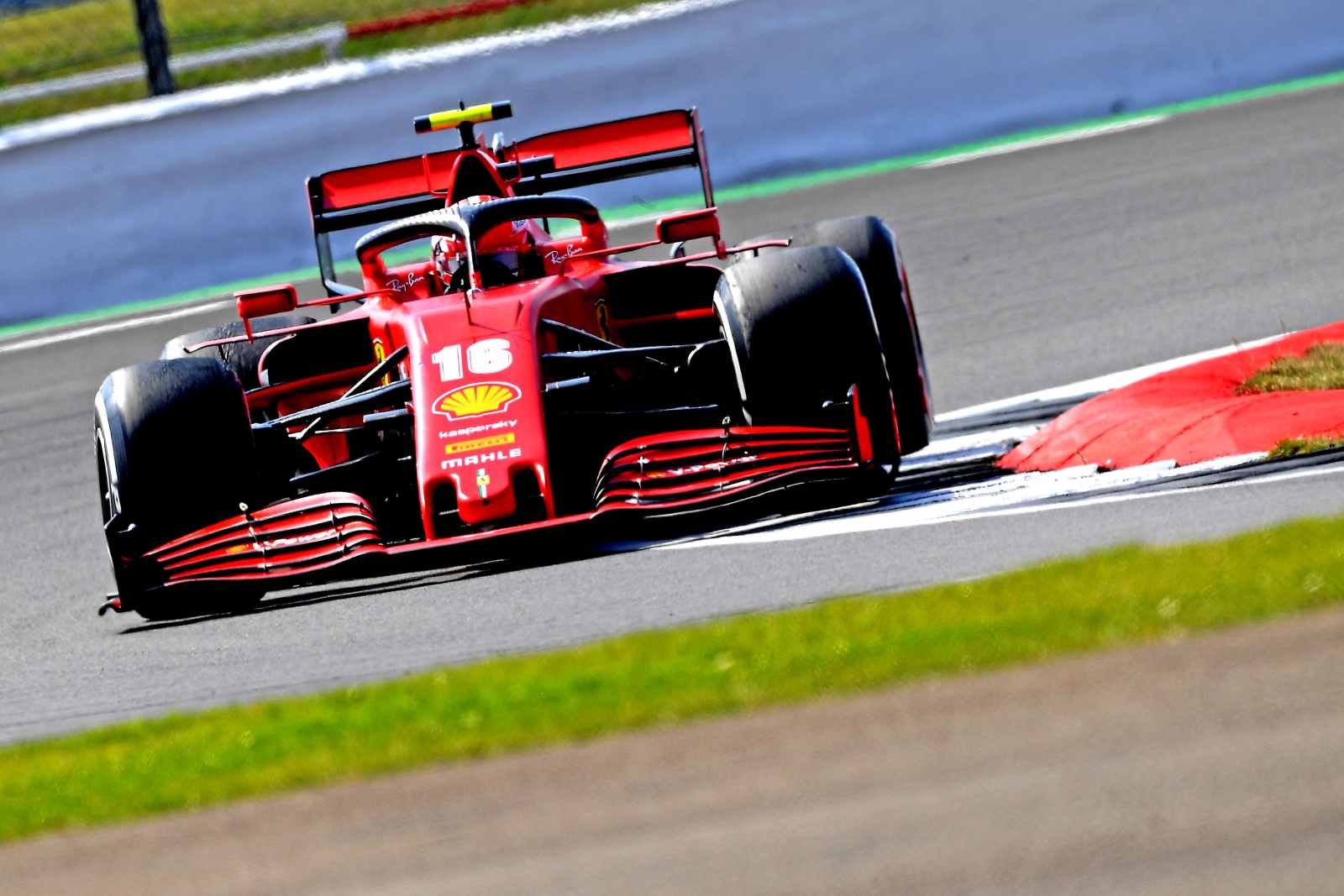 Charles Leclerc conquistou um ótimo quarto lugar em Silverstone 