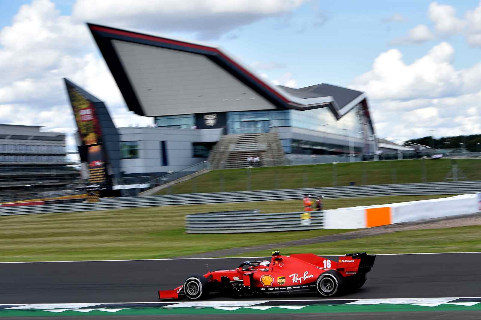 Já são 12 pódios na carreira do monegasco da Ferrari 