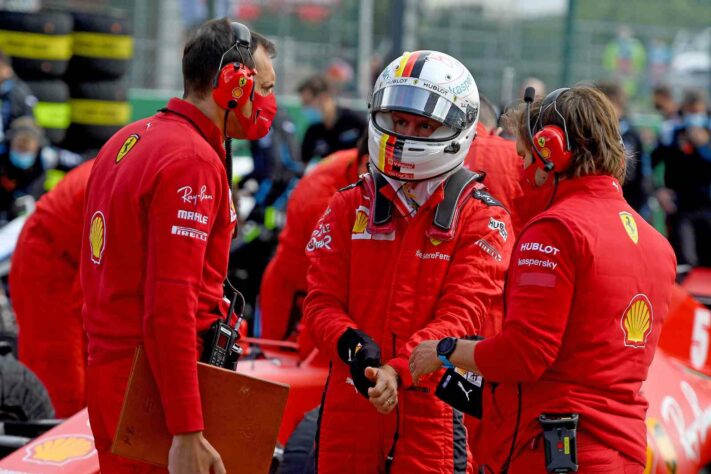 Sebastian Vettel teve novamente uma dura corrida e ficou fora da zona de pontuação 