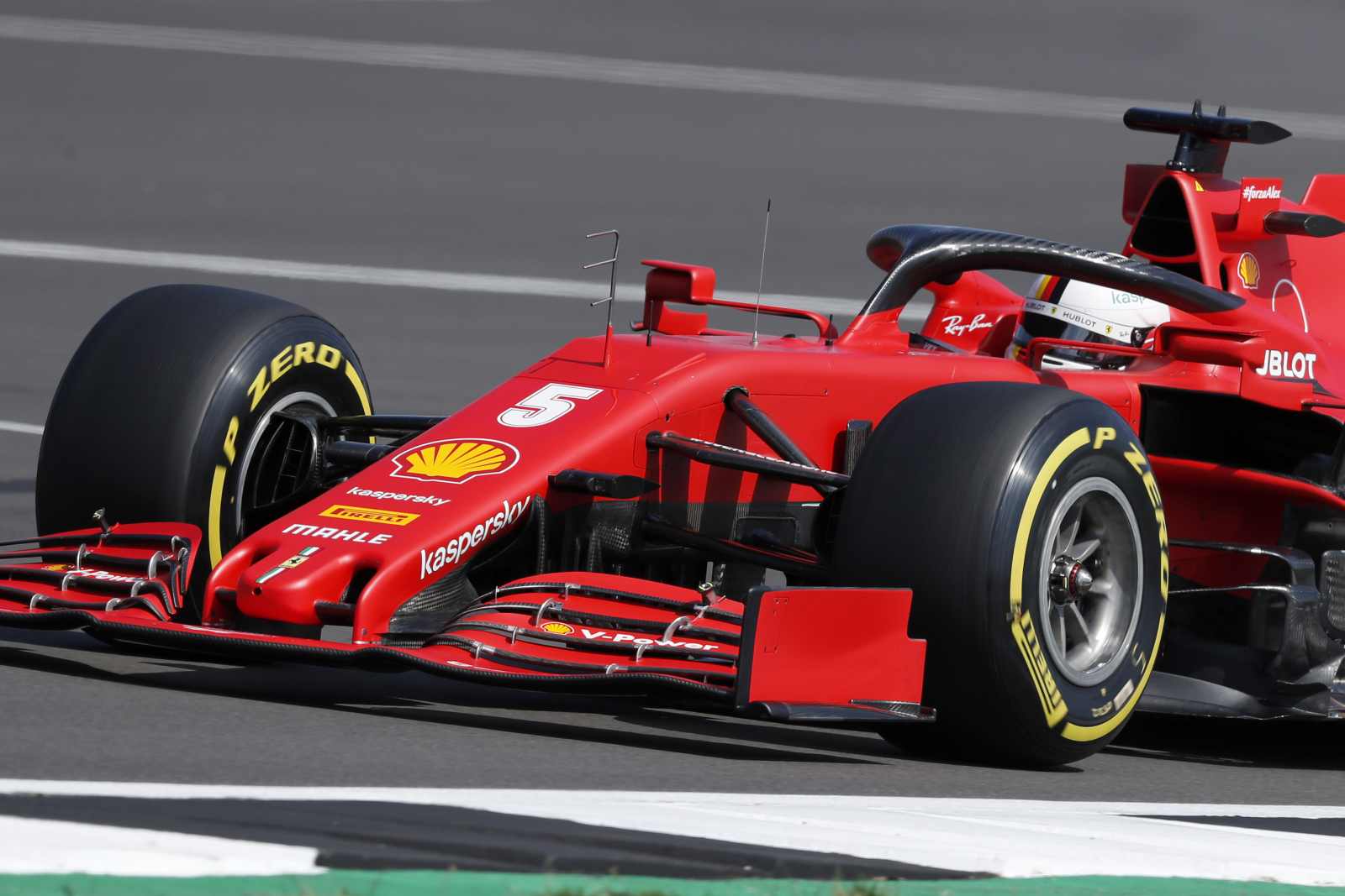 Sebastian Vettel novamente não chegou ao Q3