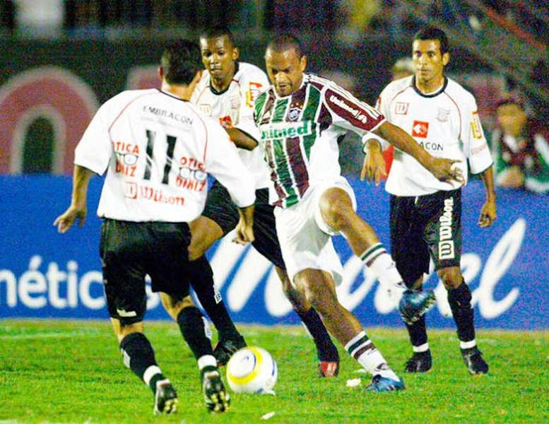 Fluminense - Em 2005, o Fluminense vence o São Paulo (2-1), Paysandu (1-2) e Cruzeiro (2-1). No fim da competição, o Tricolor terminou em 5º lugar com 68 pontos. 