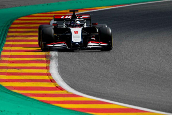 A Haas, como todas as equipes empurradas por motor Ferrari, sofreu em Spa (Foto: Haas)