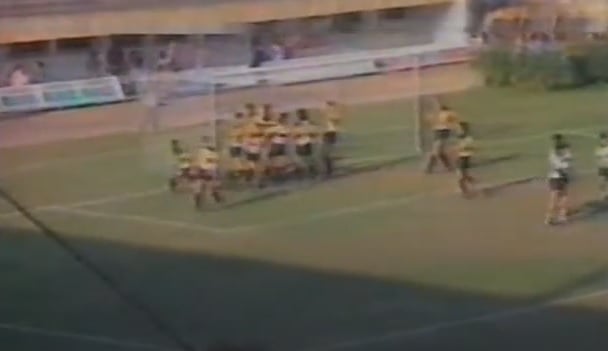 Em 1990, o Criciúma chegou à semifinal da Copa do Brasil também desbancando favoritos. O Coritiba e o São Paulo foram eliminados. A equipe catarinense só parou no Goiás, que foi finalista.