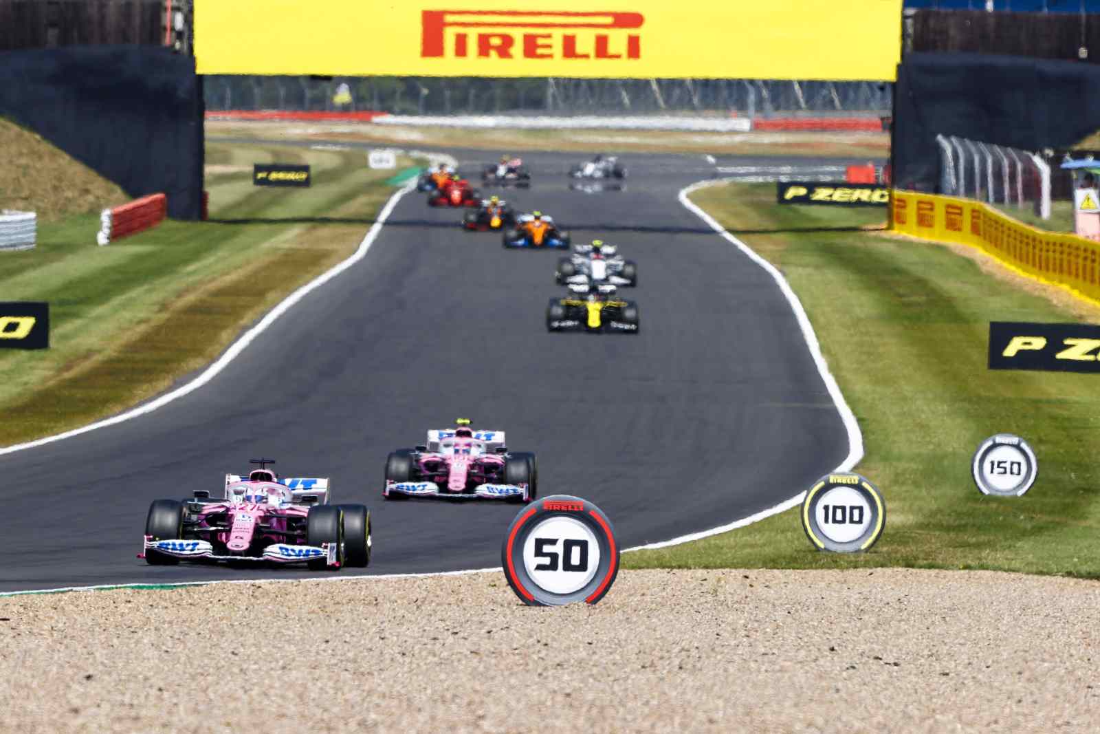 Os carros da Racing Point ficaram com a sexta e sétima posição no GP dos 70 Anos