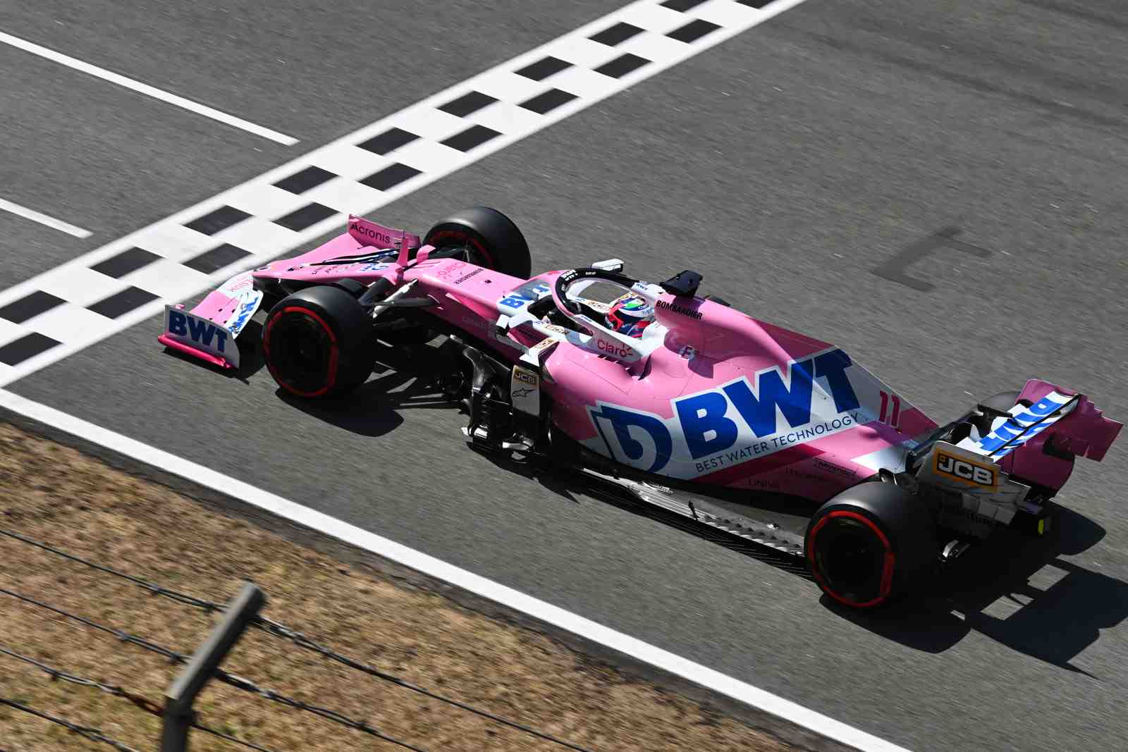 Sergio Pérez voltou ao grid da Fórmula 1 com tudo e larga em quarto
