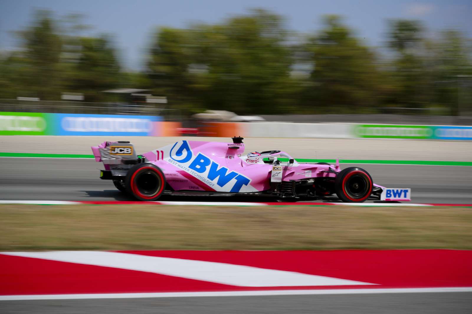 Sergio Pérez em ação durante a classificação para o GP da Espanha 