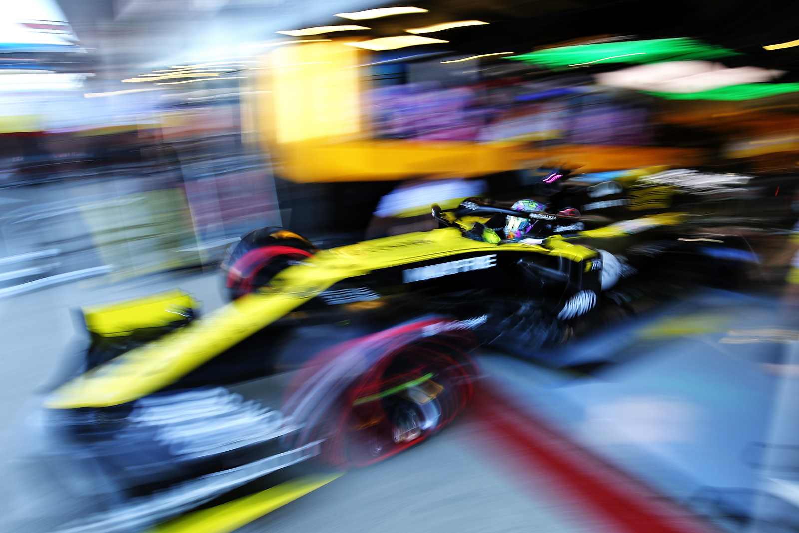 5) Daniel Ricciardo (Renault), 1min26s297