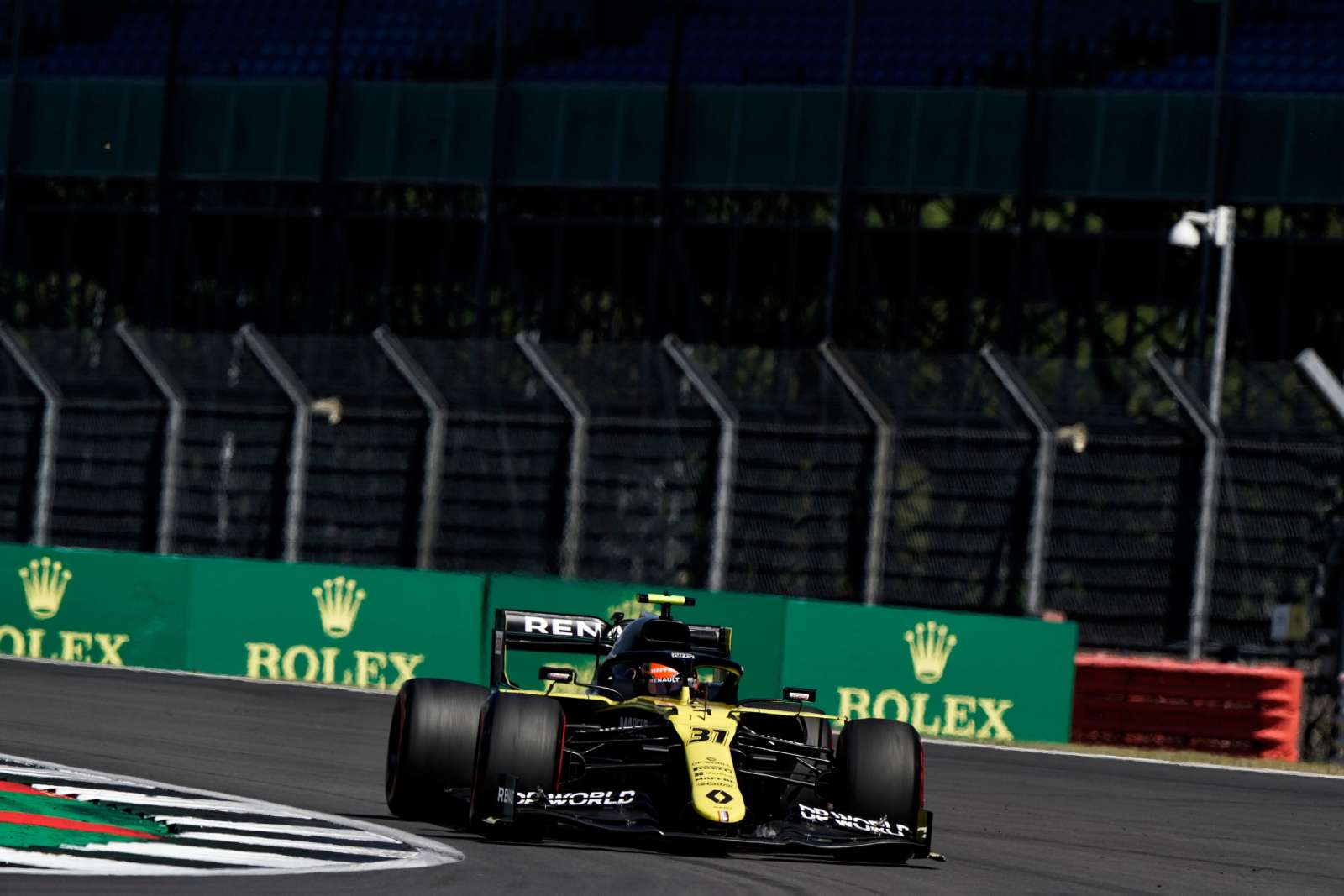 14) Esteban Ocon (Renault), 1min27s011 [+3]