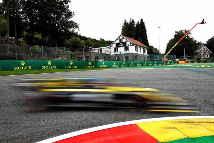 Esteban Ocon foi quem alcançou a maior velocidade do dia, inclusive (Foto: Renault)