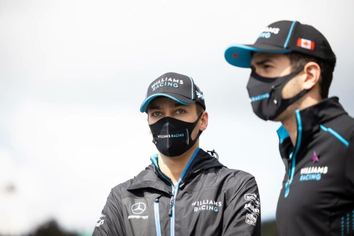 George Russell e Nicholas Latifi, a dupla de pilotos da Williams, antes da corrida