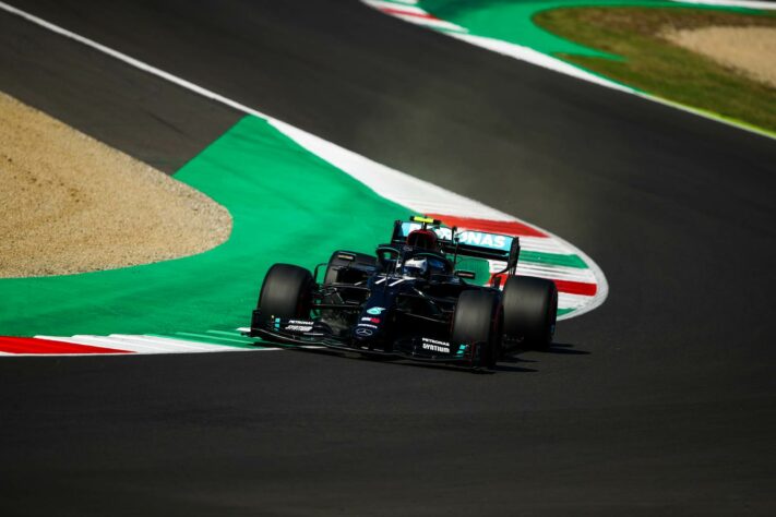 2) Valtteri Botas (Mercedes), 1min15s203