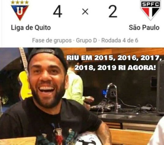 Time comandado por Fernando Diniz foi ao Equador e saiu com uma derrota que complica a situação do time na Libertadores. Na web, os rivais não perdoaram e postaram zoações com o técnico do Tricolor, Daniel Alves com o tantã e até o famoso meme "quero ver rir agora". Confira!