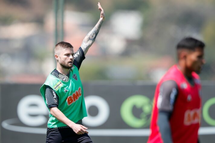 EDUARDO SASHA- Atlético-MG (C$ 8,59) Com um confronto acessível diante do último colocado Goiás em casa, o centroavante torna-se boa opção, ainda mais depois do gol que marcou contra o Fortaleza na última rodada. Ainda há a possibilidade de pintar Lei do Ex no Mineirão!