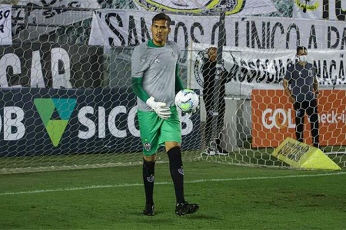 FECHADO: A chegada de Everson ao pelo Atlético-MG tirou o espaço do goleiro Matheus Mendes, cria da base no elenco de Jorge Sampaoli. Com isso, a negociação de empréstimo do jogador para o CSA, de Alagoas, foi confirmada e o jovem goleiro ficará no time de Maceió até janeiro de 2021.