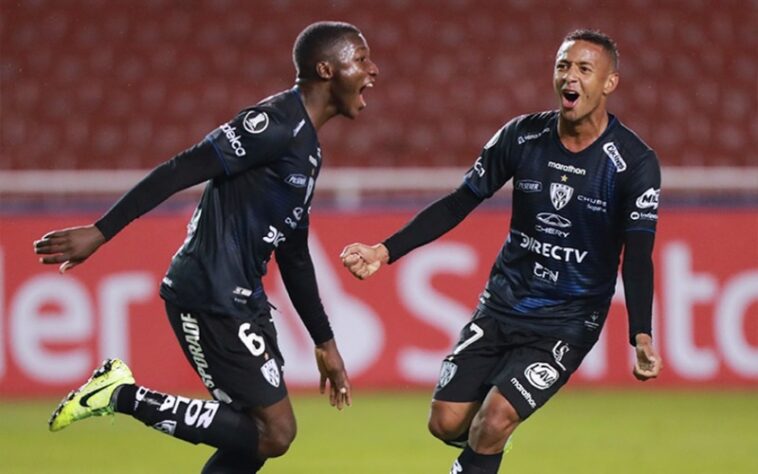 Em Quito, o Flamengo jogou mal, foi totalmente dominado pelo Independiente Del Valle e sofreu uma sonora goleada por 5 a 0. Gabriel Torres, Beder Caicedo, Jhon Sánchez, Preciado e Moisés Caicedo marcaram os gols da equipe equatoriana. 