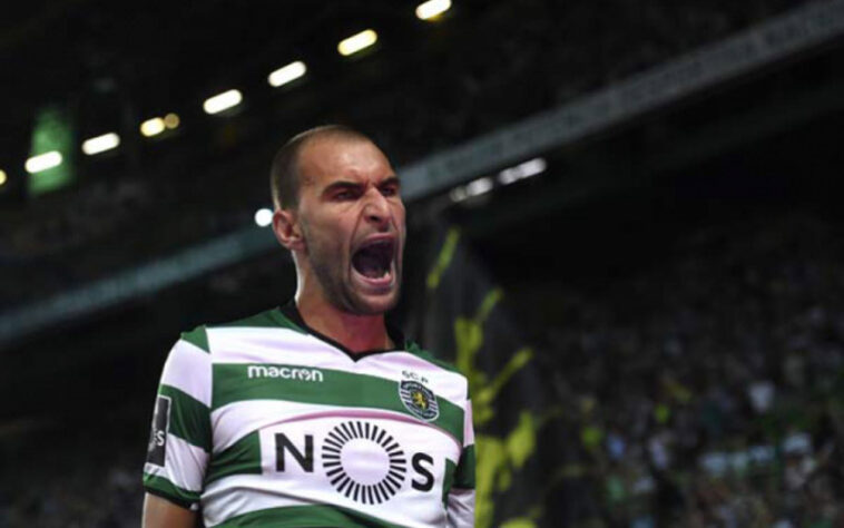 Sporting: Bas Dost – 11,85 milhões de euros - Contratado para ser o homem gol do Sporting, bas Dost logo se tornou o homem-gol do clube português e até a sua saída, mantinha uma média de gols por partida impressionante.