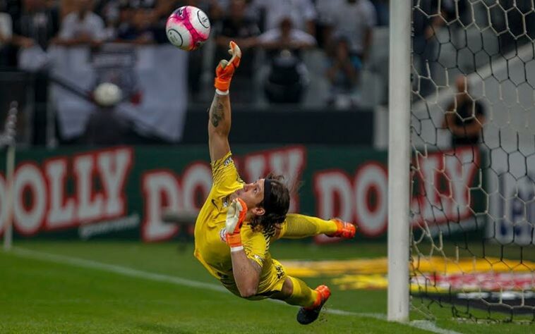 18 – Por fim, também com 1,3 milhão, está o goleiro Cássio, do Alvinegro.